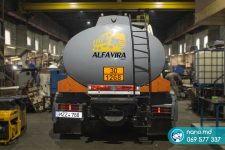 Autocolante pentru vehicule specializate